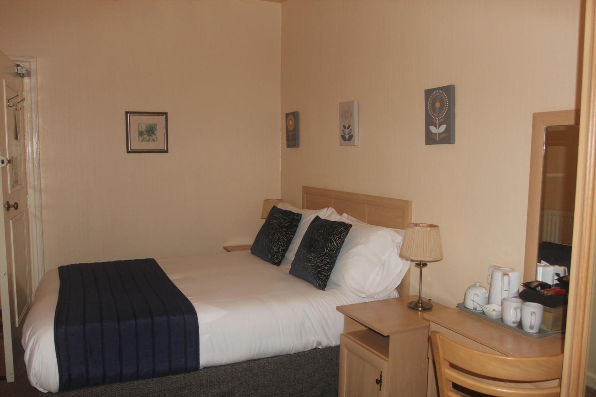 Bryn-y-mor (adults Only) Couette-café 4*