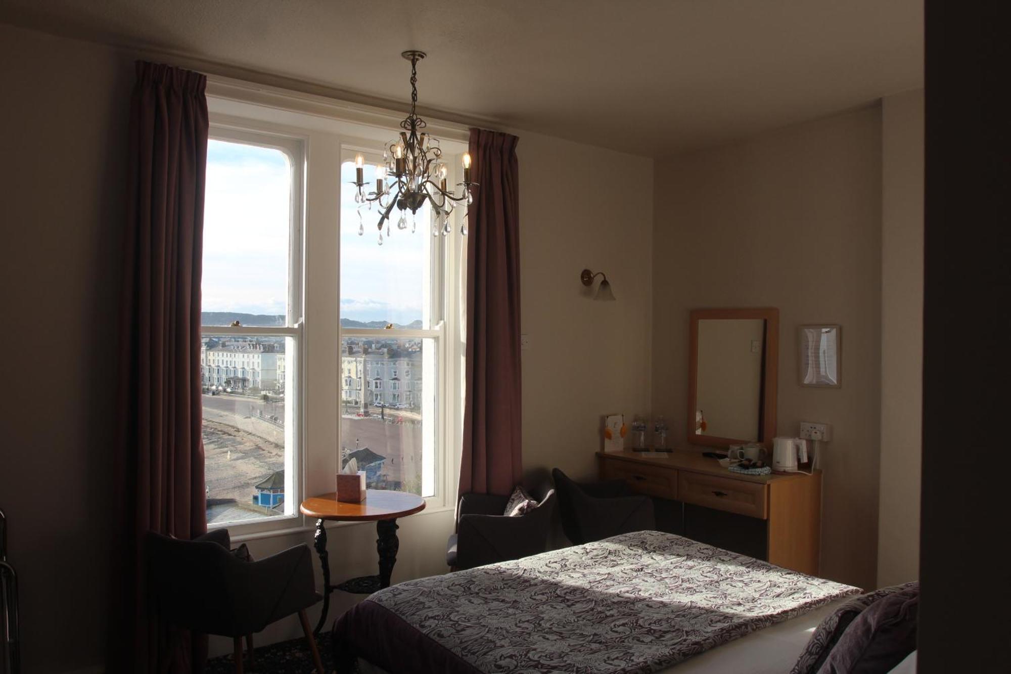 Bed & Breakfast Bryn-y-mor (adults Only) Llandudno