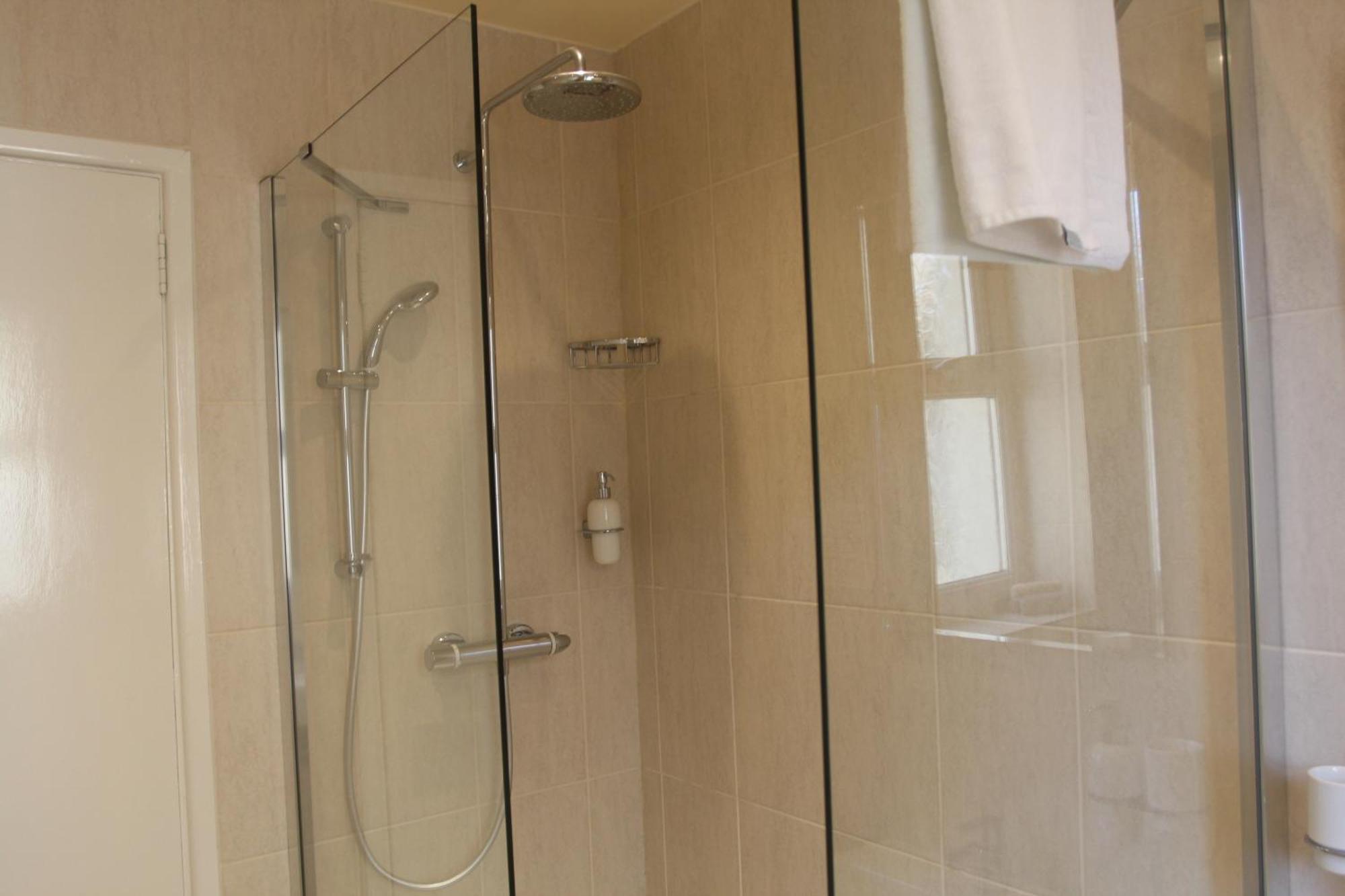 Bryn-y-mor (adults Only) 4*